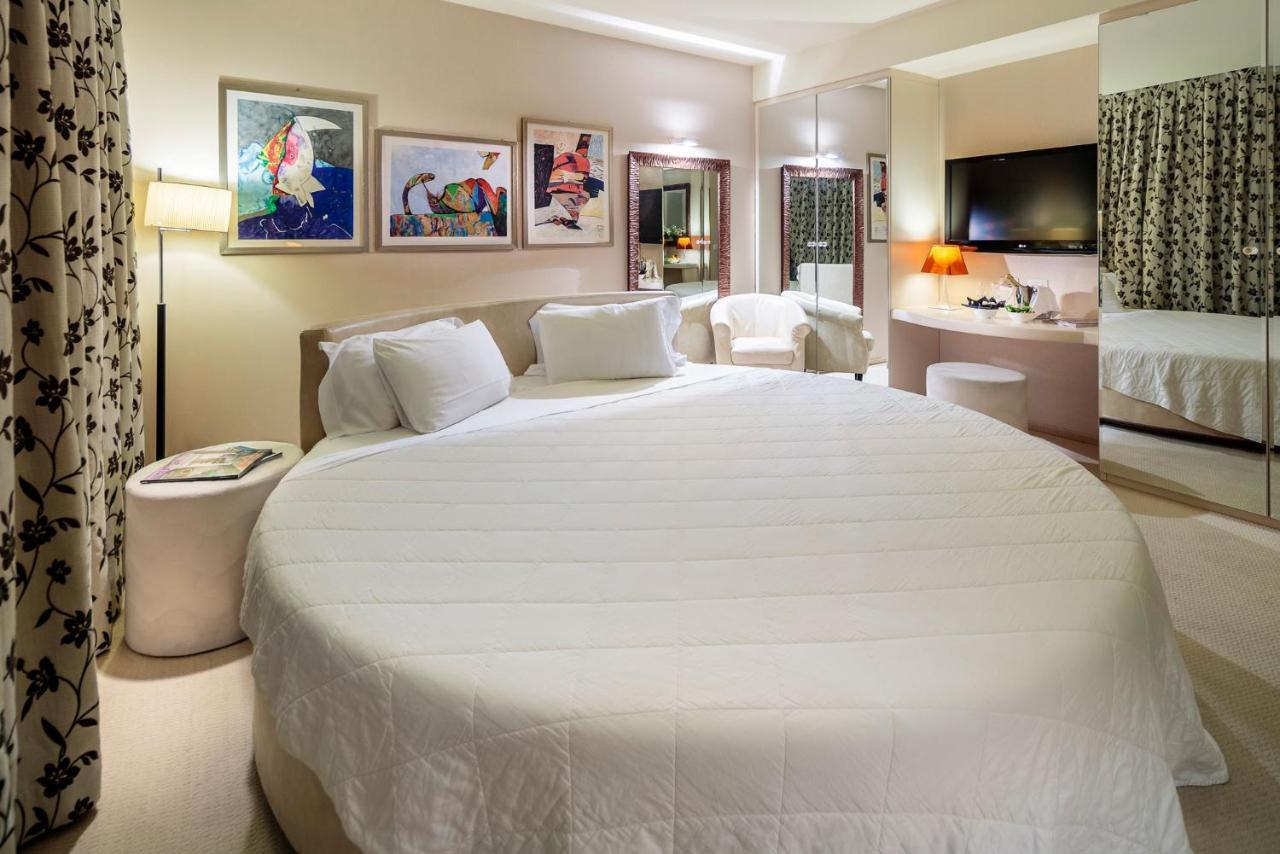 Base Hotel نوفينتا دي بْيافي المظهر الخارجي الصورة