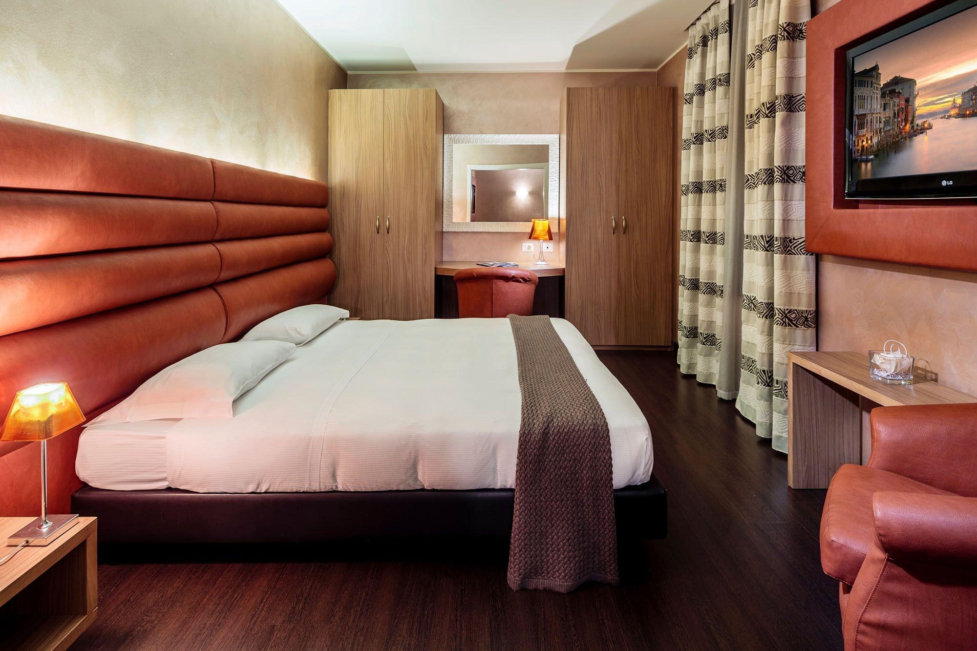 Base Hotel نوفينتا دي بْيافي المظهر الخارجي الصورة