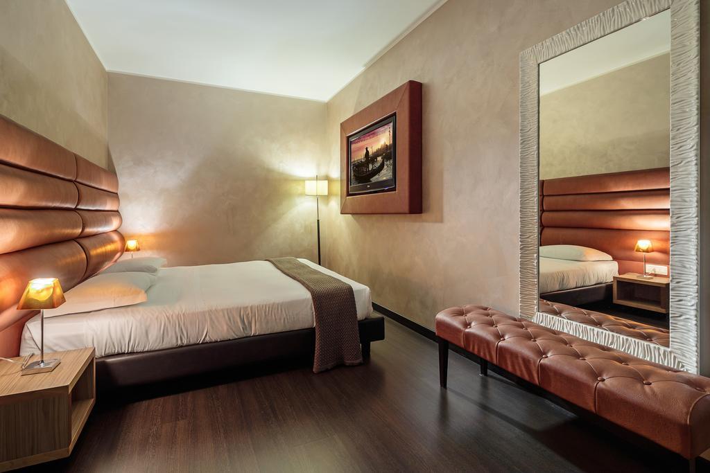 Base Hotel نوفينتا دي بْيافي المظهر الخارجي الصورة