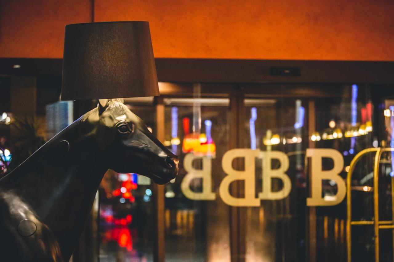 Base Hotel نوفينتا دي بْيافي المظهر الخارجي الصورة